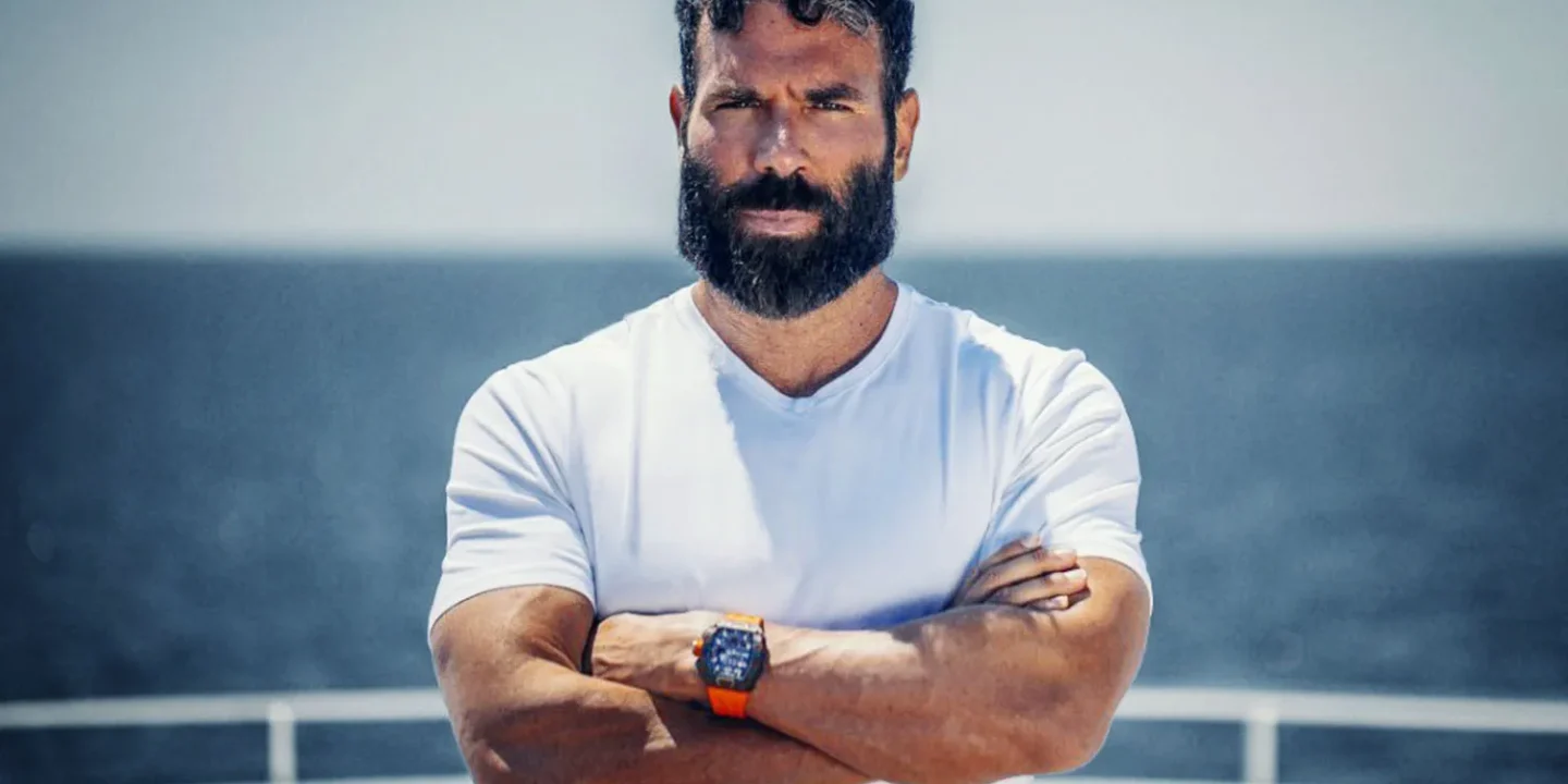 Dan Bilzerian: Unraveling the Lavish Lifestyle and Staggering Net Worth