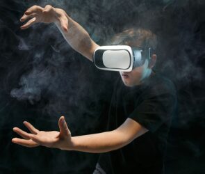 Exploring New Dimensions: The Role of VR and AR in Shaping the Future of Entertainment