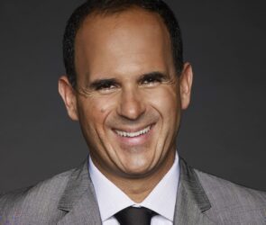 Marcus Lemonis Net Worth Unraveling the Fortune of a Business Mogul